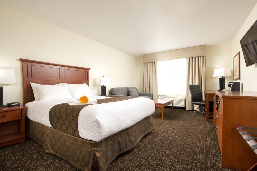 Gold Eagle Lodge North Battleford Εξωτερικό φωτογραφία