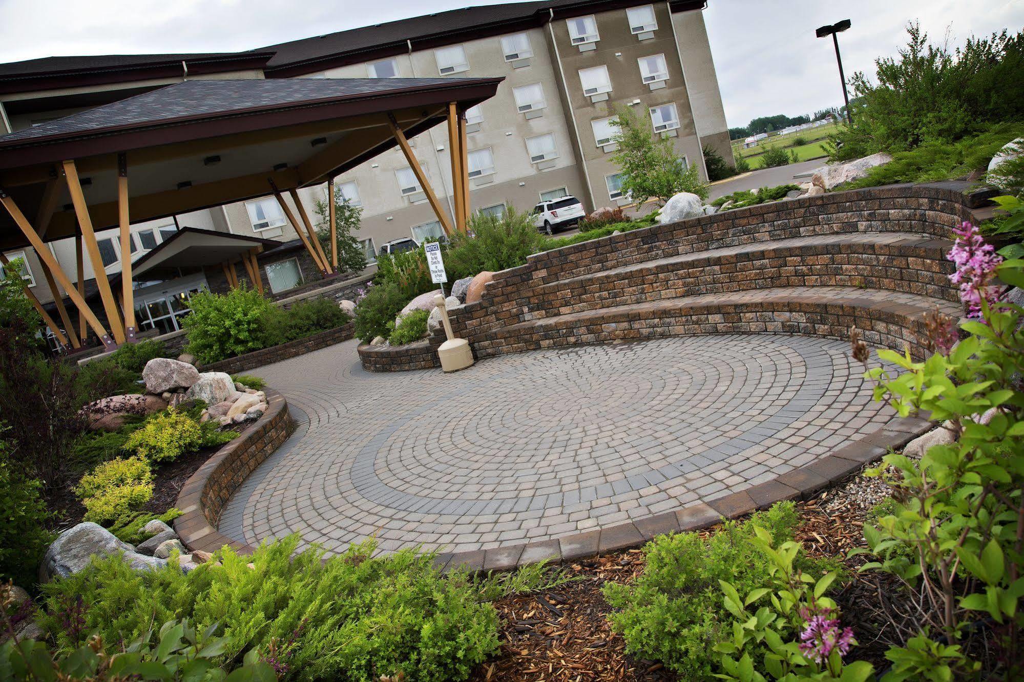Gold Eagle Lodge North Battleford Εξωτερικό φωτογραφία
